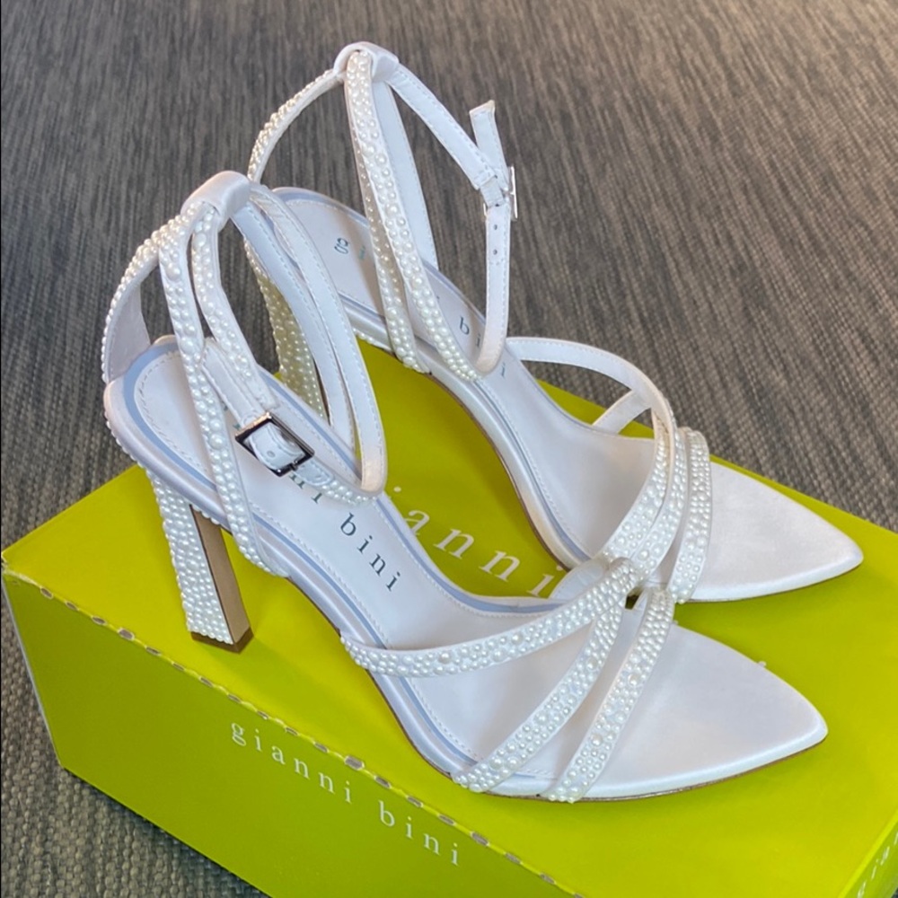 Gianni Bini Bridal Collection Embellished Pearl-Studded Heels - Women’s size 9